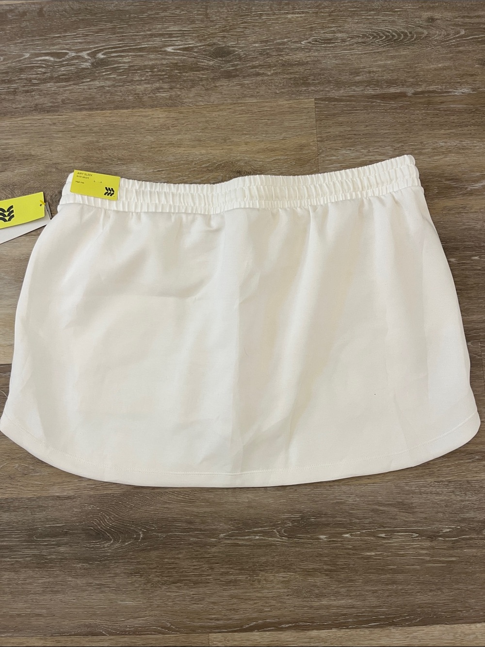 NWT All in Motion Women’s Airy Sleek Skort Cream Size XXL - Picture 3 of 8